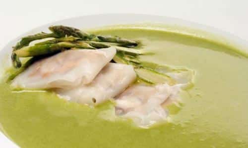 Ligera y nutritiva: Crema de Espárragos verdes
