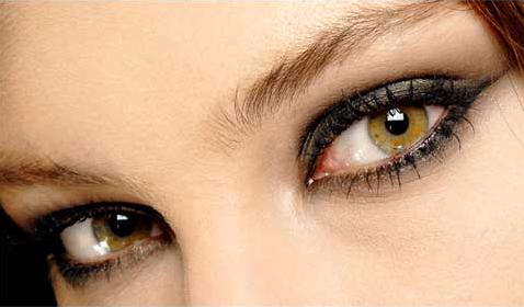 ojos.JPG