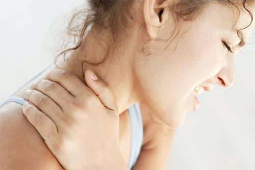 Aprende a calmar el dolor de cuello y espalda con remedios naturales