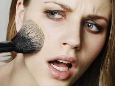 Aprende a evitar errores de maquillaje