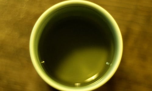 Razones por las que debes tomar té verde