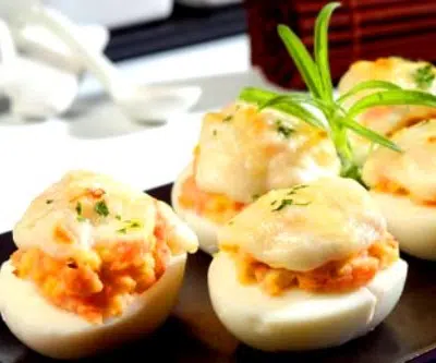 Dieta Mediterránea: Huevos rellenos de Salmón.