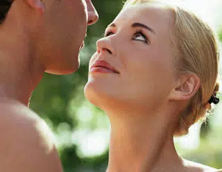 Lenguaje corporal para que practiques con tu amorcito. (Parte I)