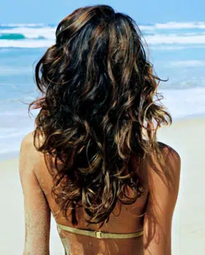 ¿Cómo cuidar tu cabello en el verano?